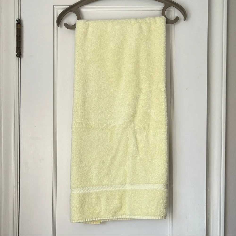 Vintage Pastel Bath Towel Set Lady Pepperell Fieldcrest Cannon peach yellow